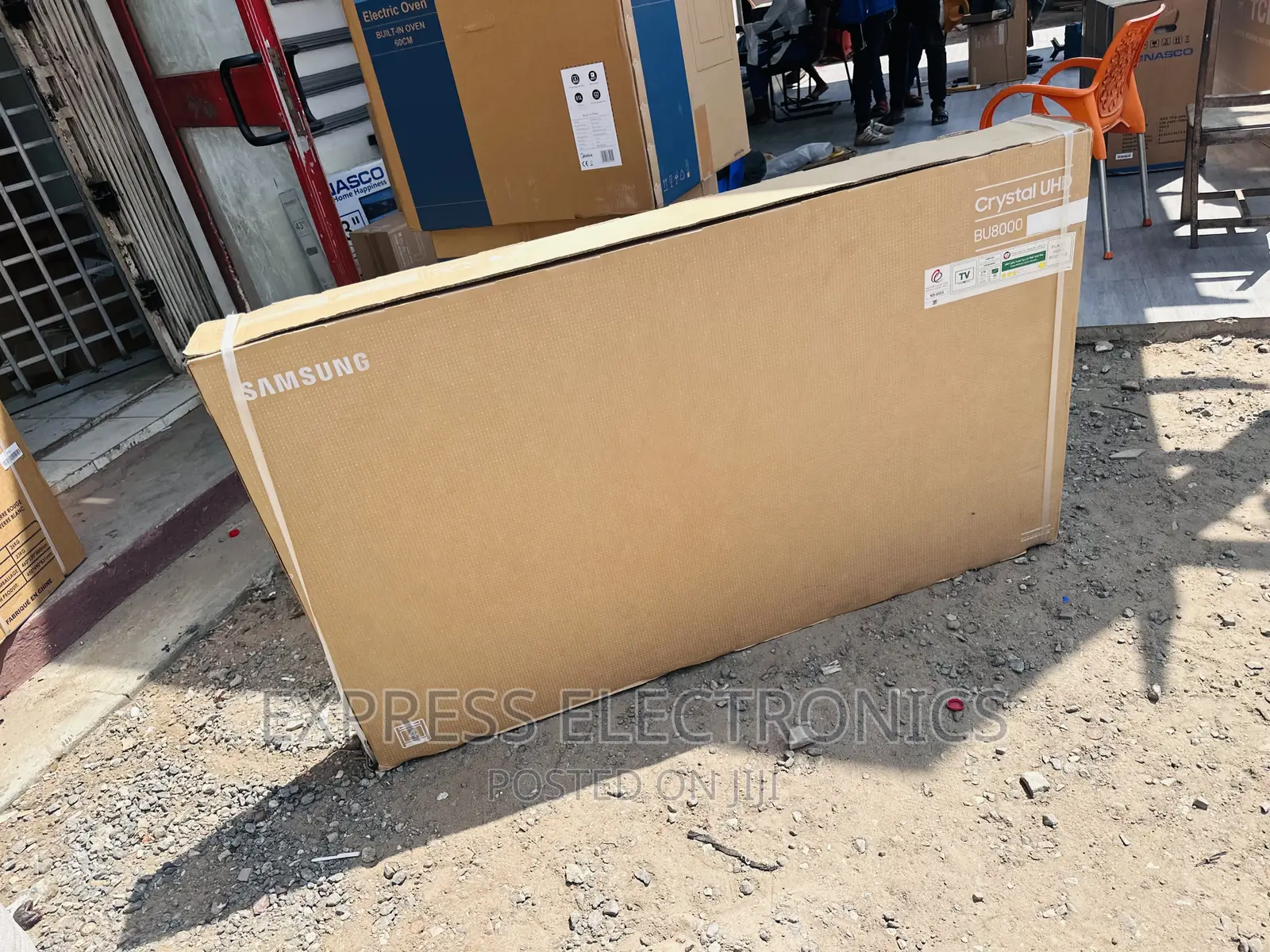 Enjoy  Glossy Display UHD Smart Samsung Tv 
