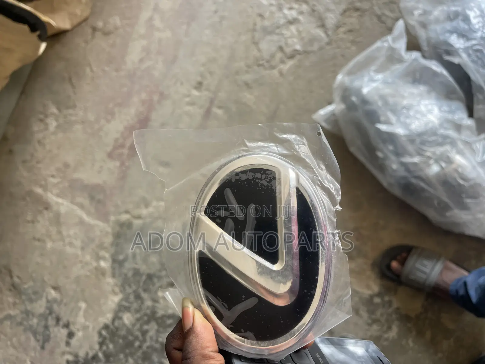 Lexus Bumper Crown Emblem