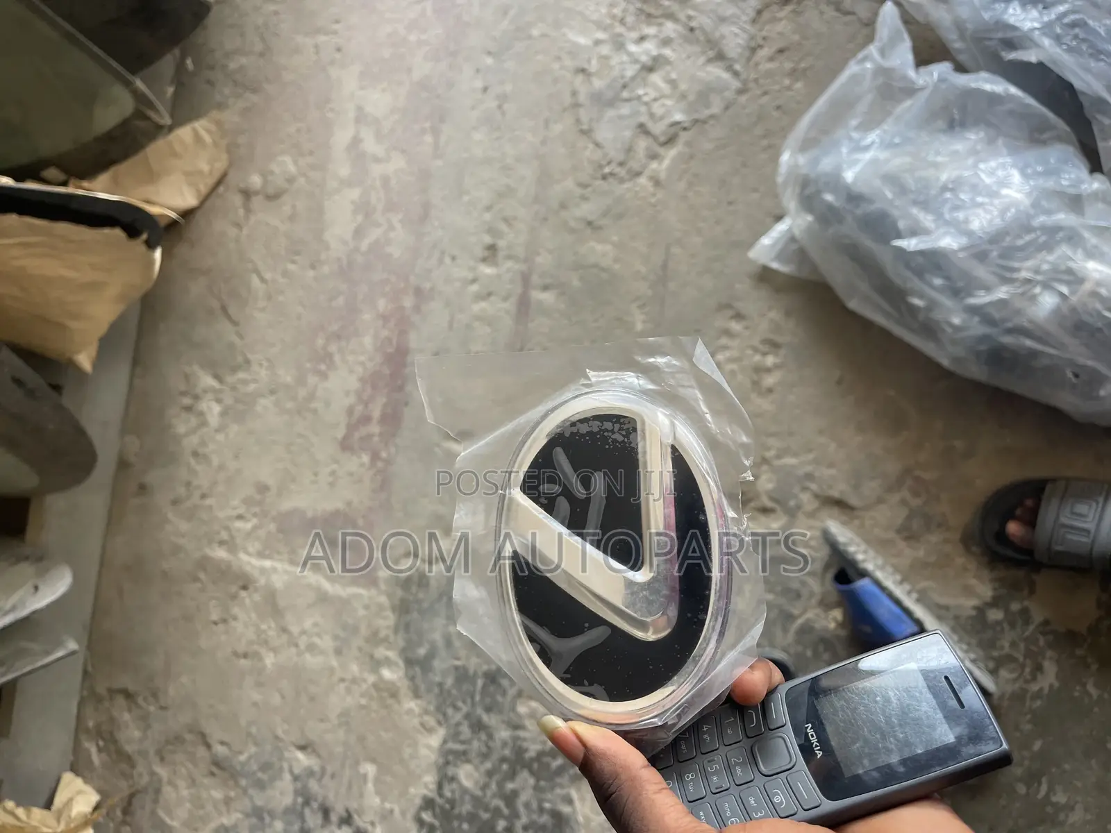 Lexus Bumper Crown Emblem
