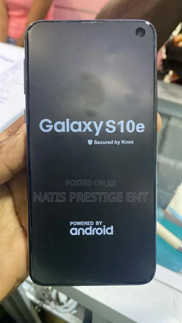 Samsung Galaxy S10e 128 GB Black