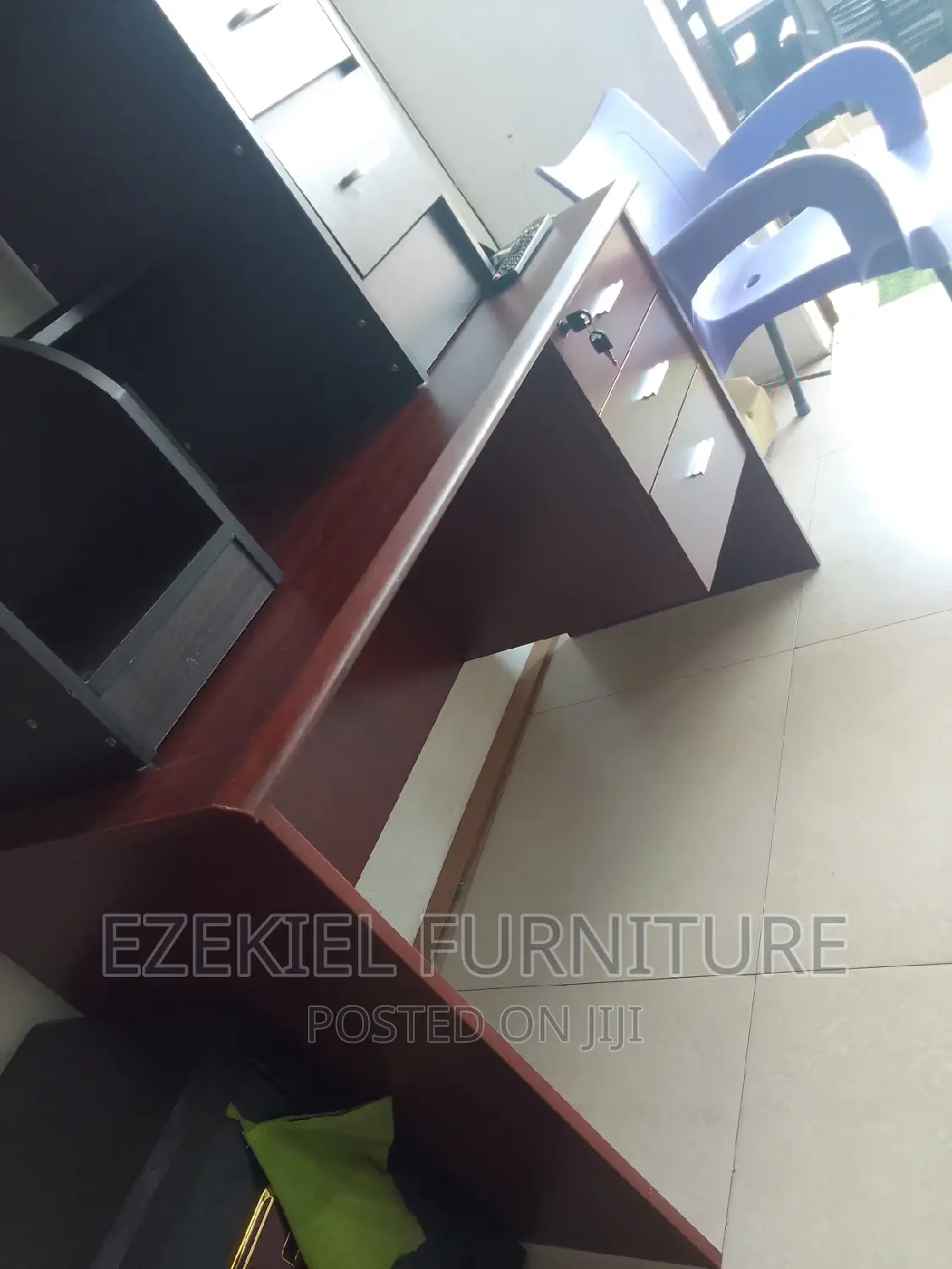 Office Desk
