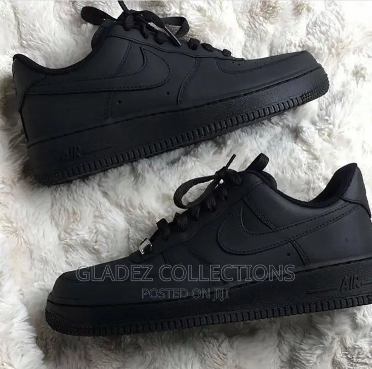 Black Airforce Sneakers