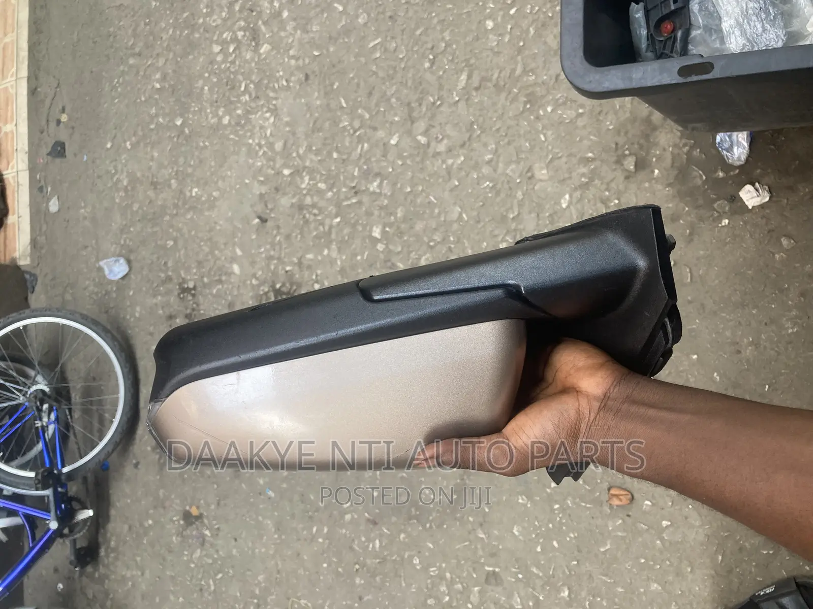 Equinox 2018 Side Mirror