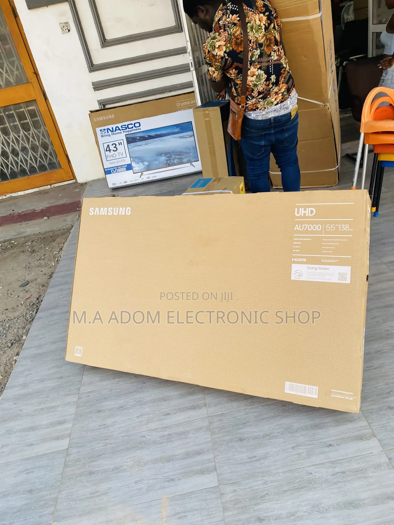 Brand New Samsung 55AU7022 55 Inch Crystal Uhd Smart Led Tv.