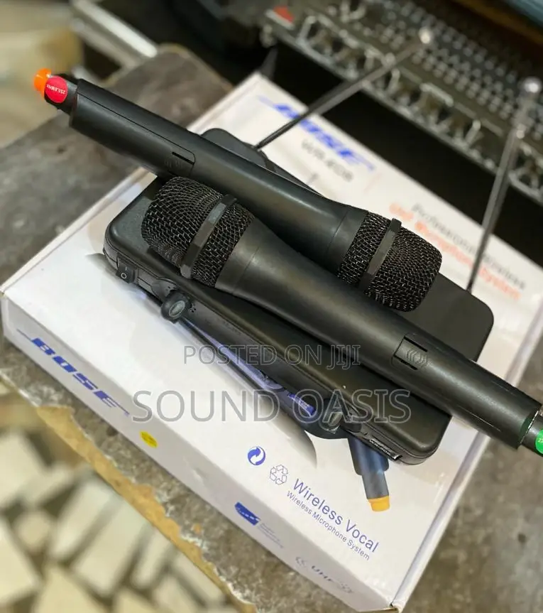 BOSE WR-206 Professional UHF Wireless Microphone