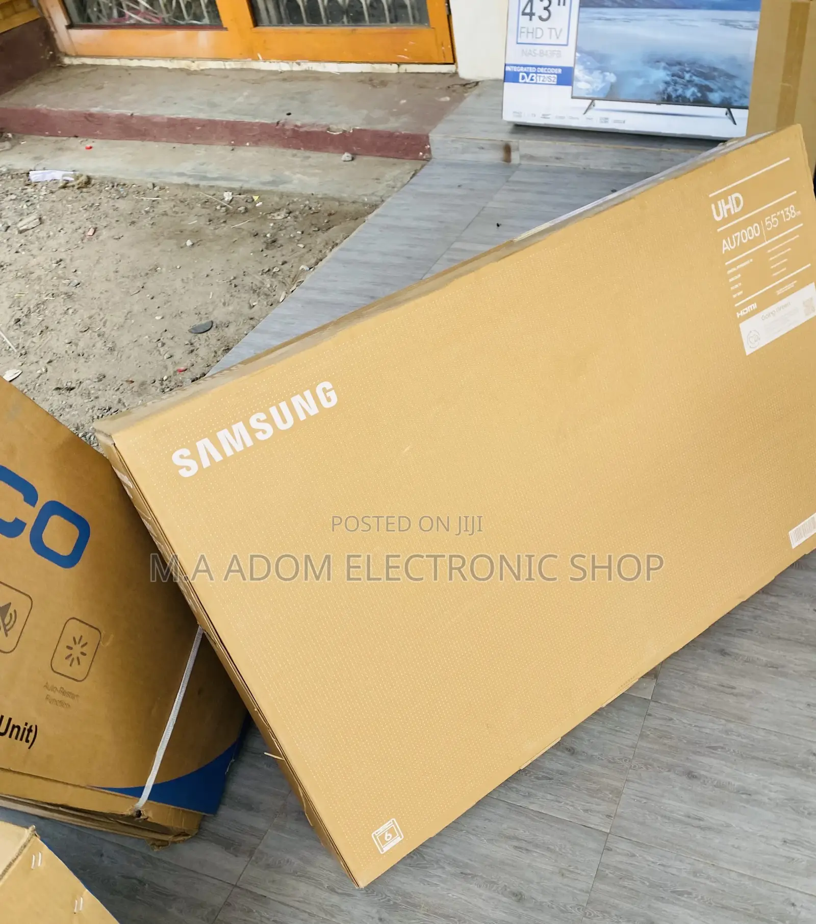 Well Designed Samsung 55AU7022 55 Inch Crystal Uhd Led Tv 