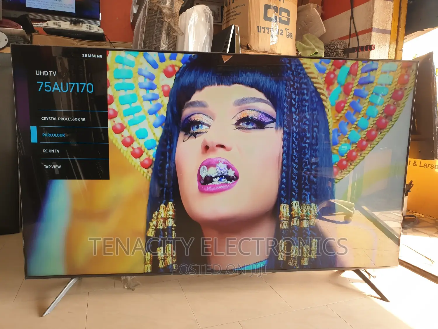 Crystal Uhd 75"Samsung Smart Satellite Tv