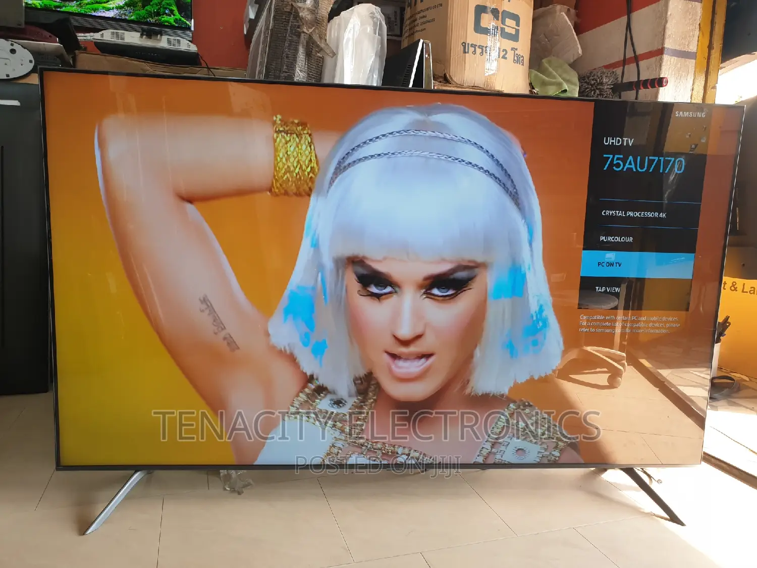 Crystal Uhd 75"Samsung Smart Satellite Tv
