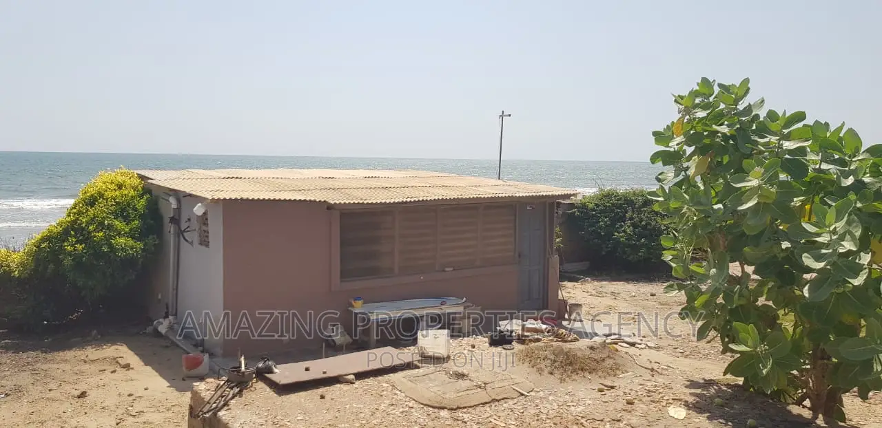 Nungua Beach Drive