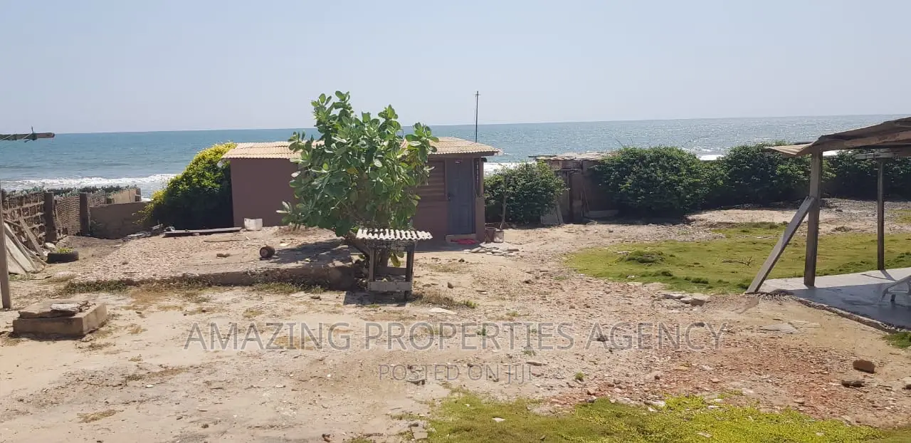 Nungua Beach Drive