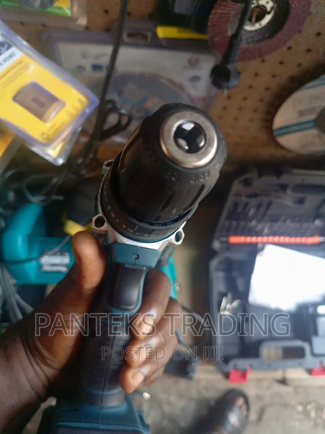 Bosch Cordless Screw/Drill Rechargeable Drilling Machine