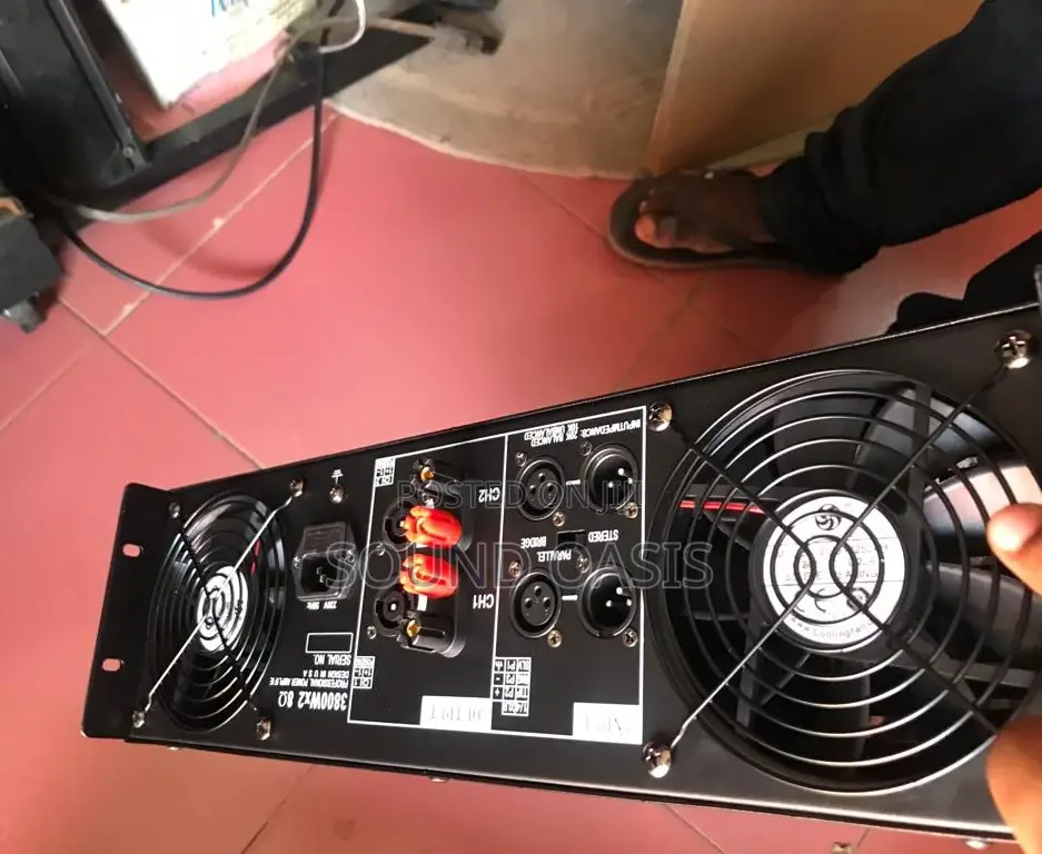 Electro-Voice (Ev-7300) 2-Channel Amplifier