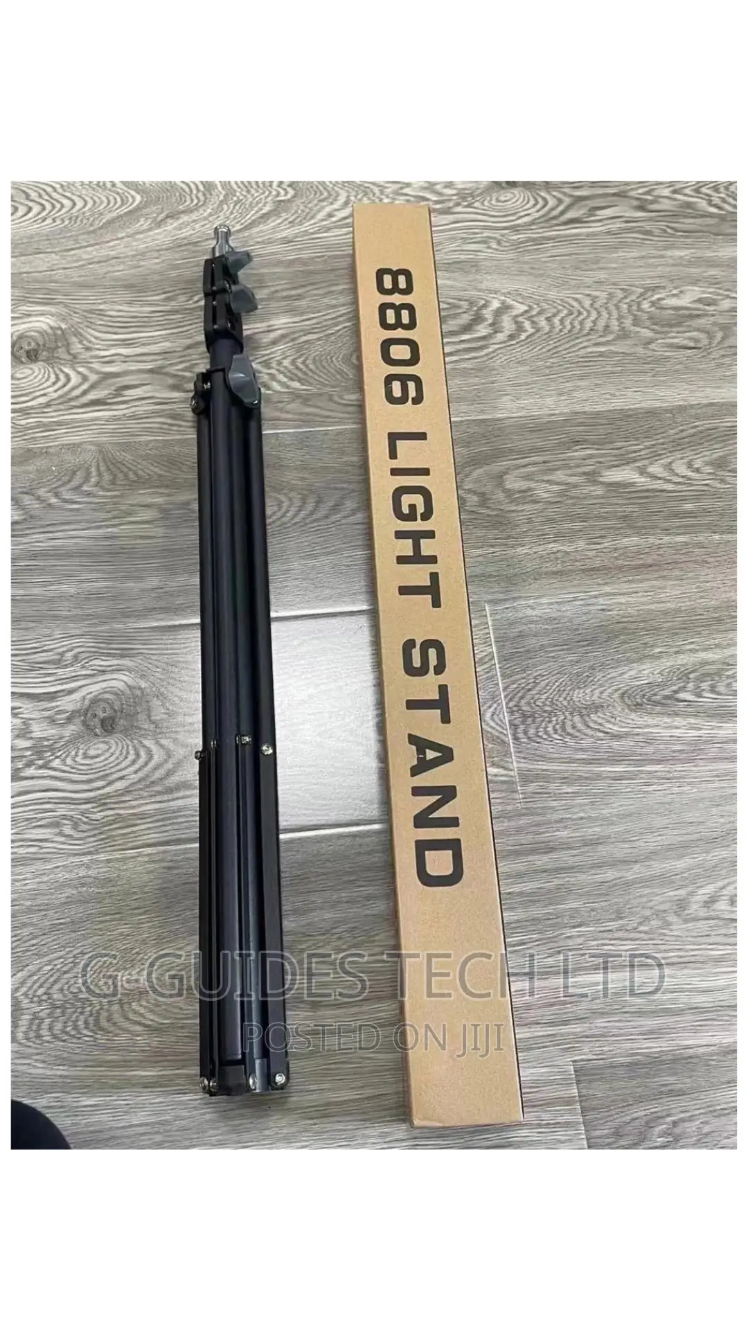 8806 Light Stand Adjustable Tripod High Quality Stand