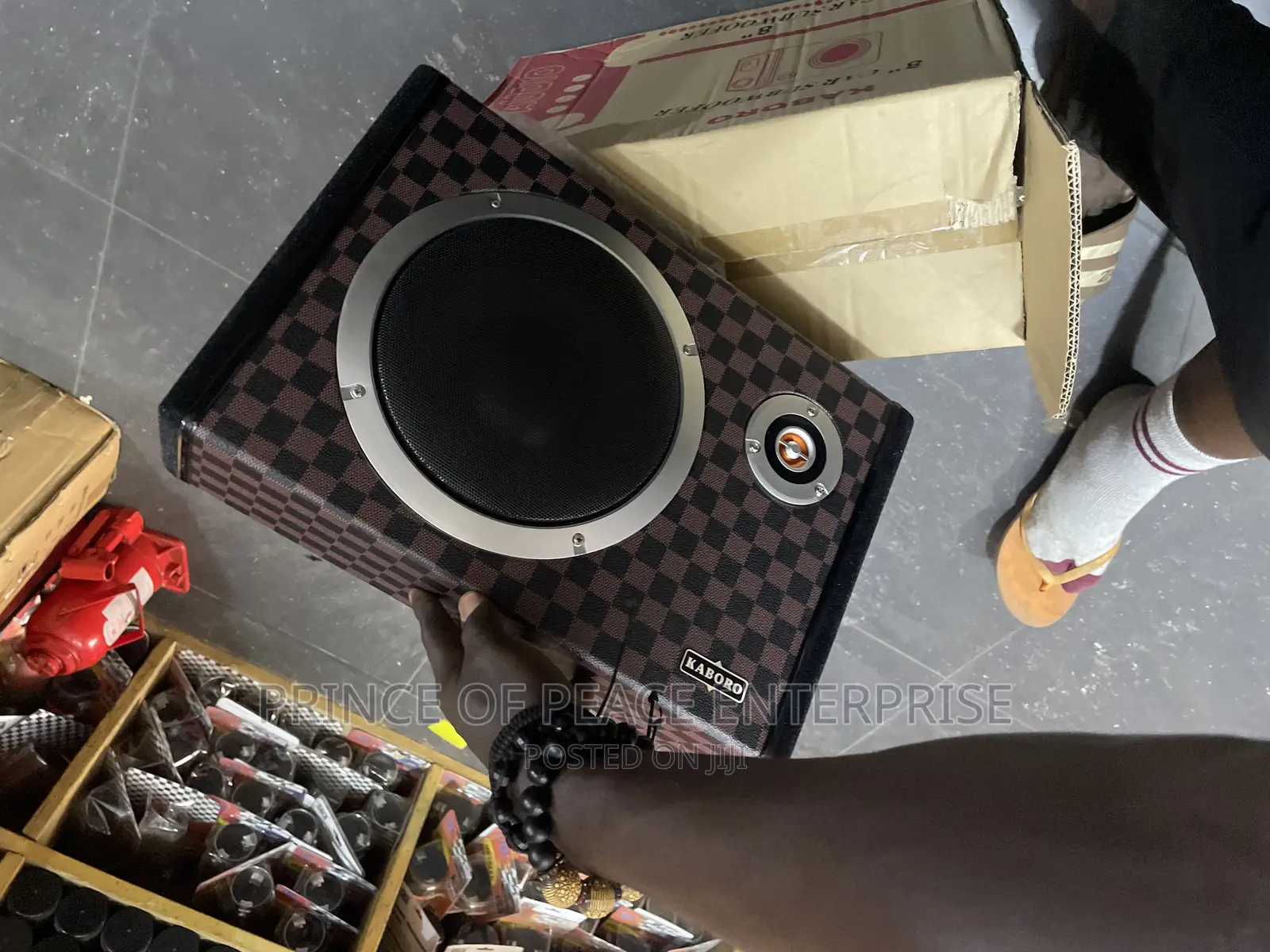Sub Woofer ( 8 Inches, Very Powerful Machine )