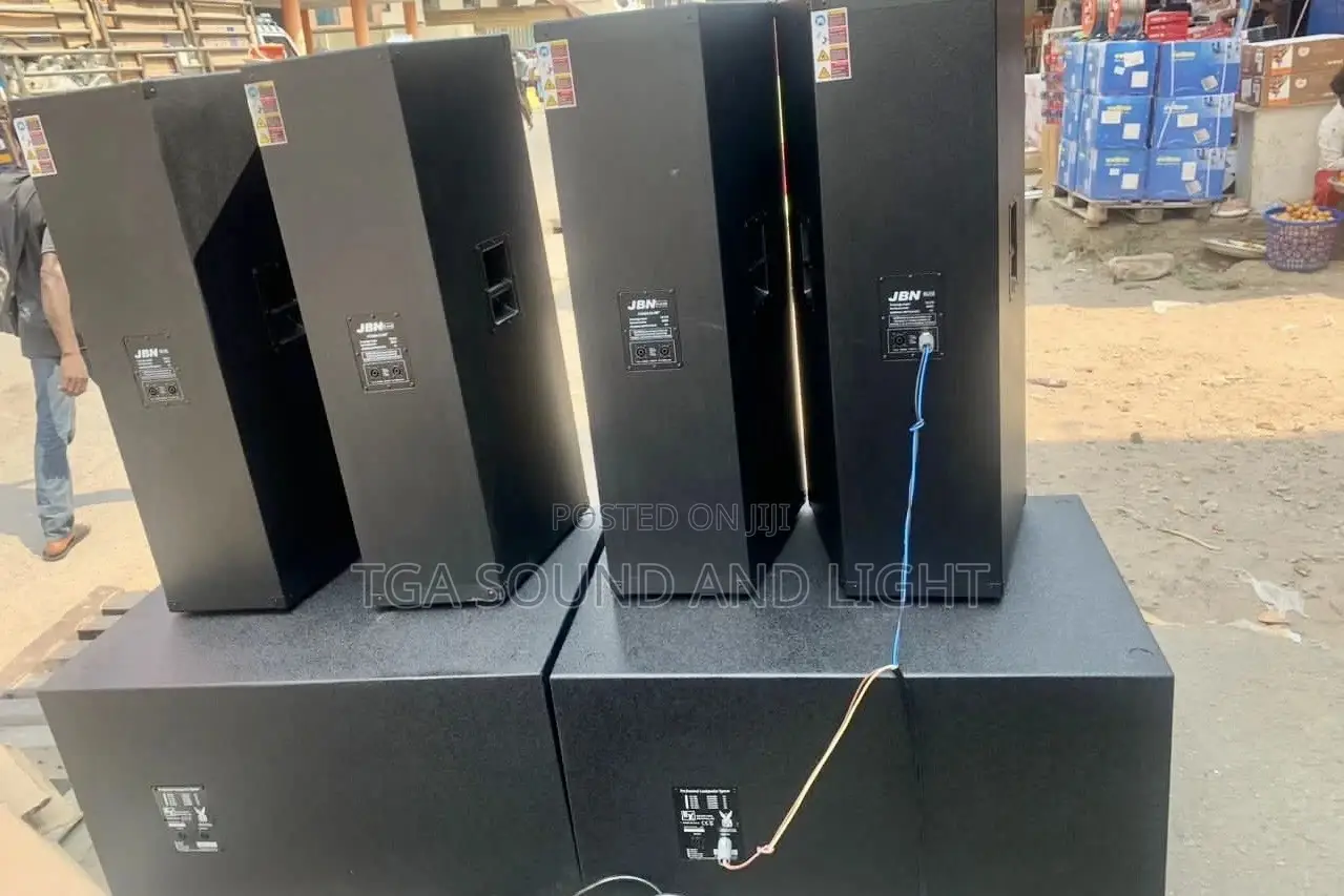 6 Speakers Complete With Full Rack