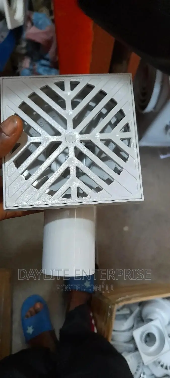6", 4"Side Way Floor Drainer