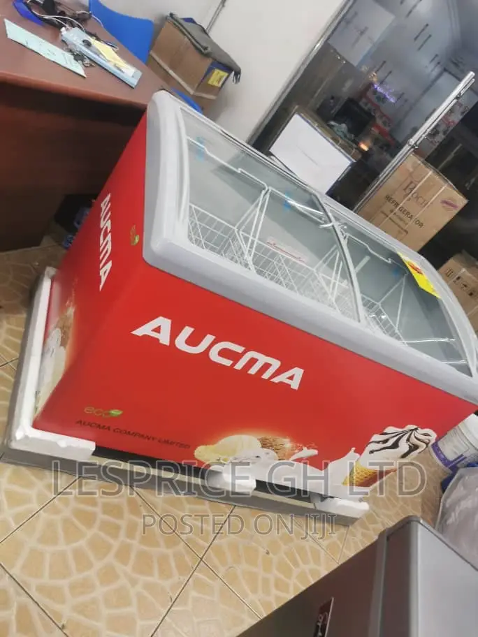 High Tech Aucma 330L Showcase Freezer