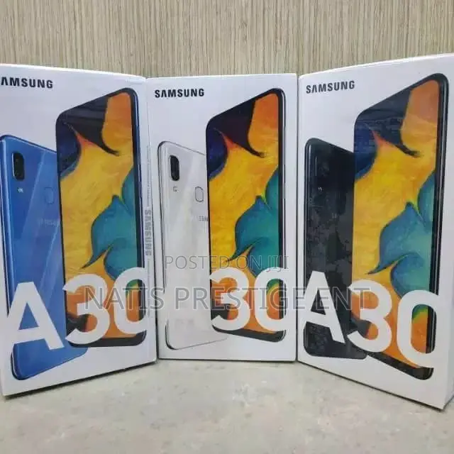 New Samsung Galaxy A30 64 GB Black