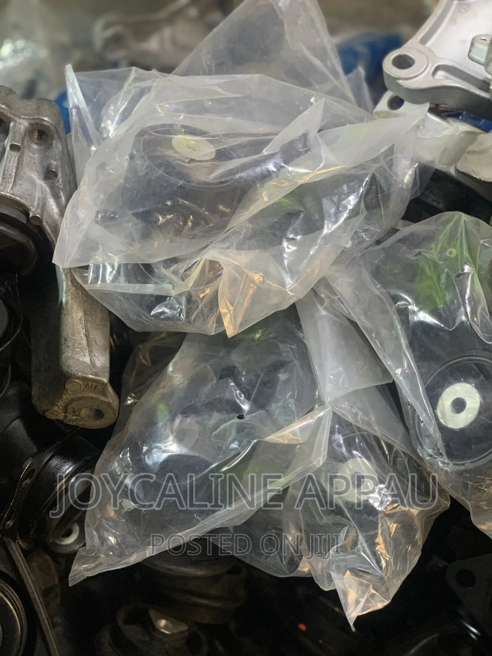 Engine Seat for All Cars Both Brand New and Home Use