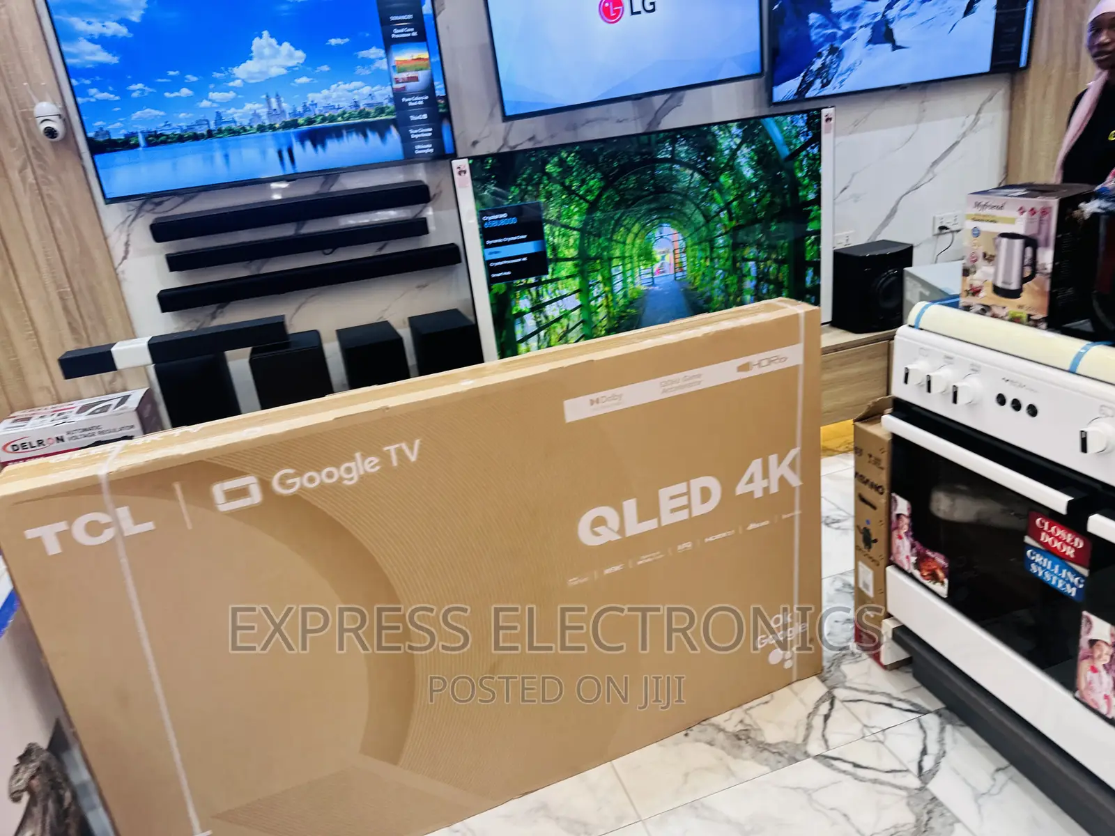 Glossy Slim QLED Edgeless Frame TCL 650C645 Tv 