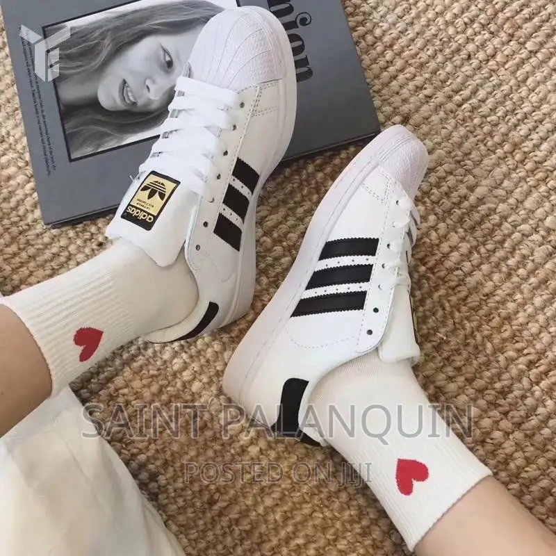 Adidas Superstar