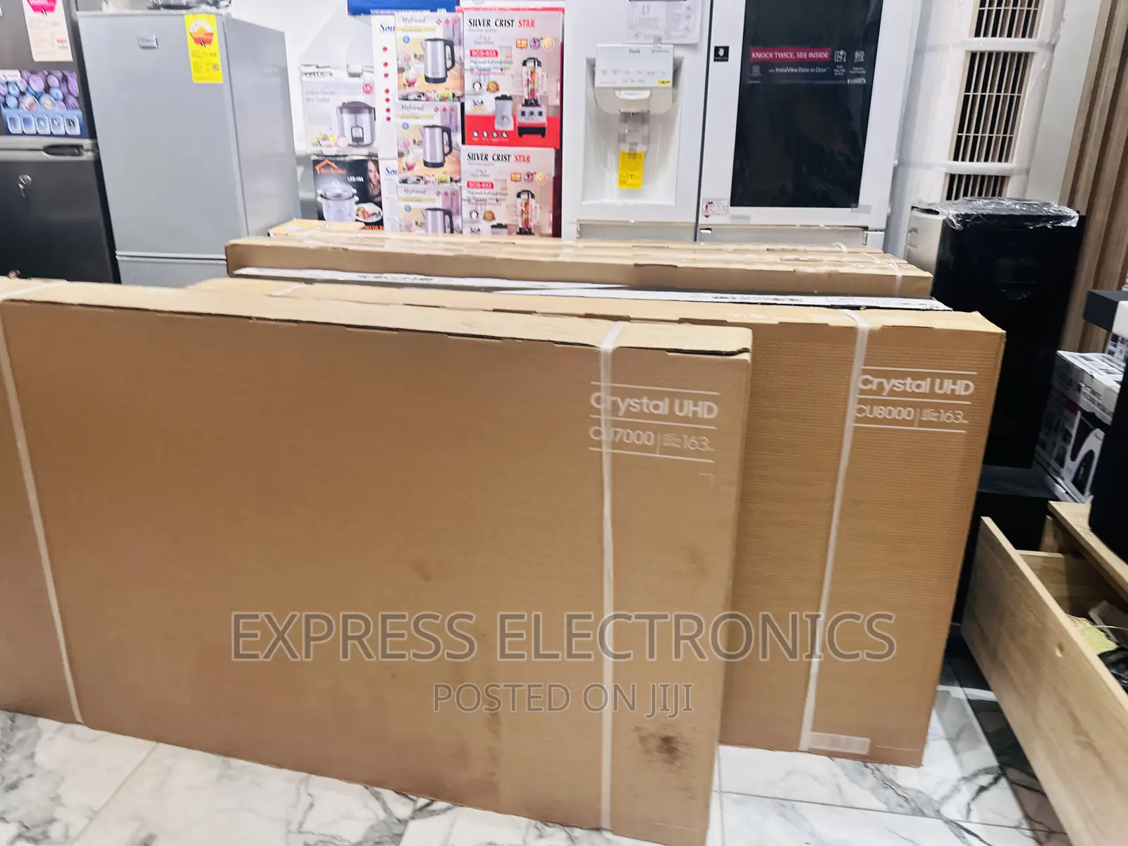 Samsung UHD Smart Glossy Screen 65”Cu8000 Voice Control
