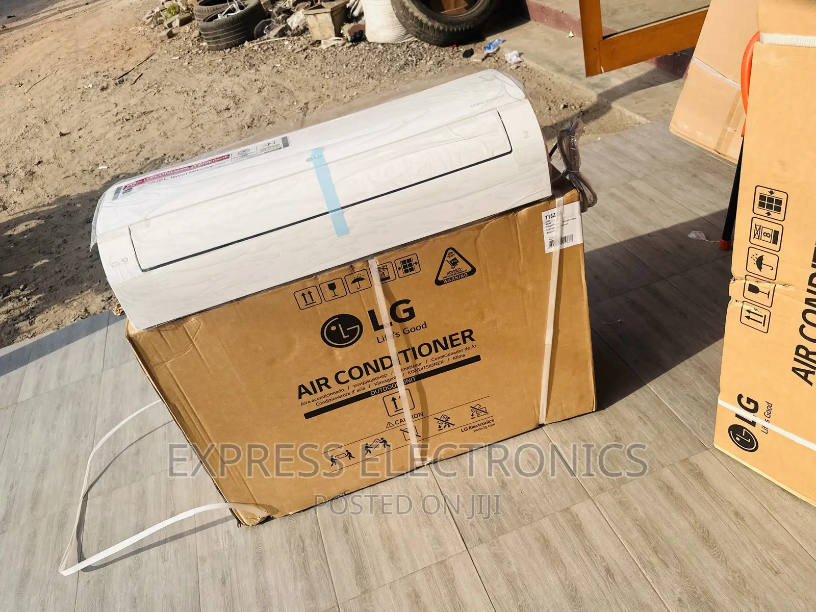 Long Lasting Performance Split R410 2 Hp LG AC White