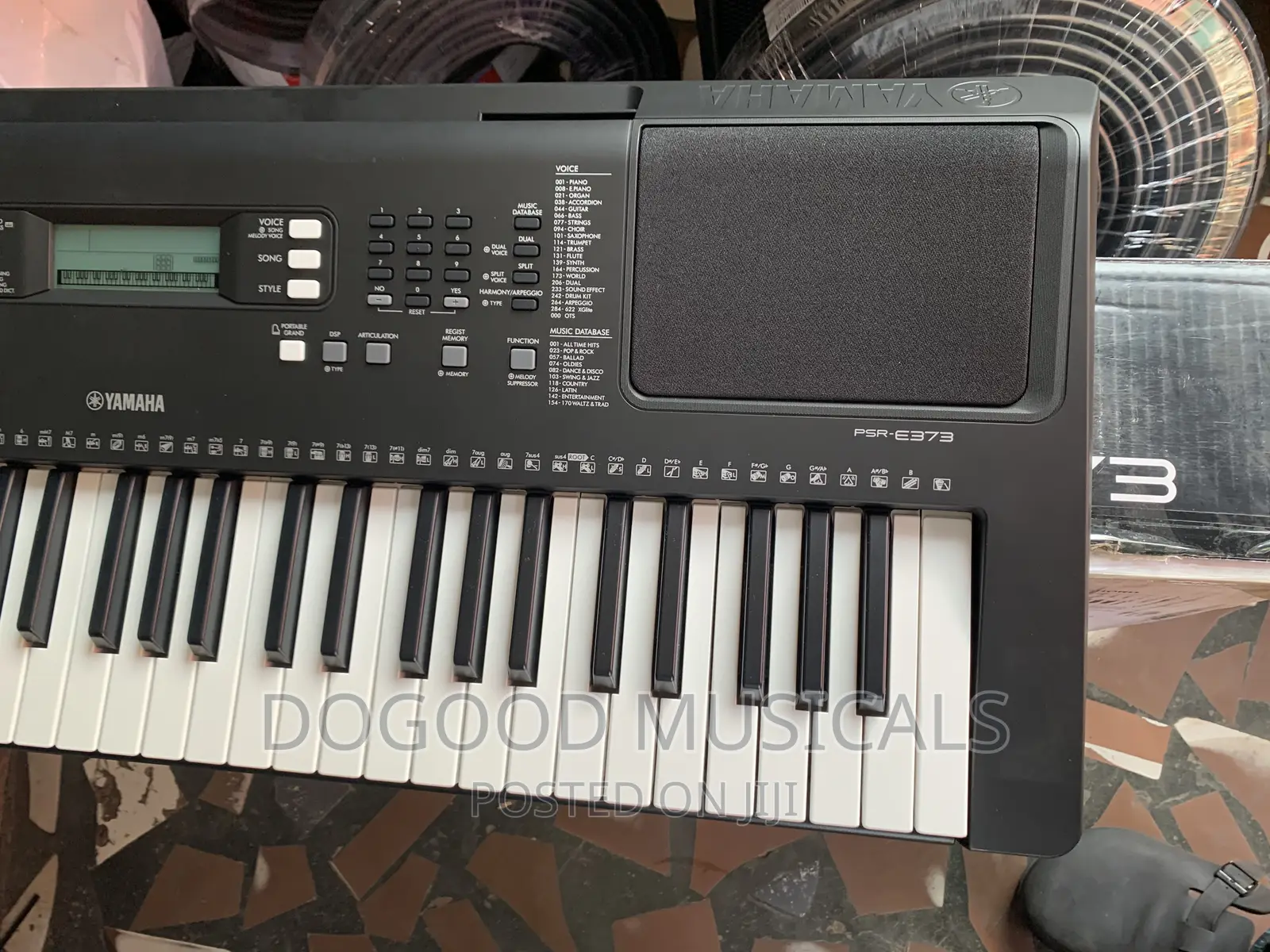 Yamaha Psr-e373 Keyboard