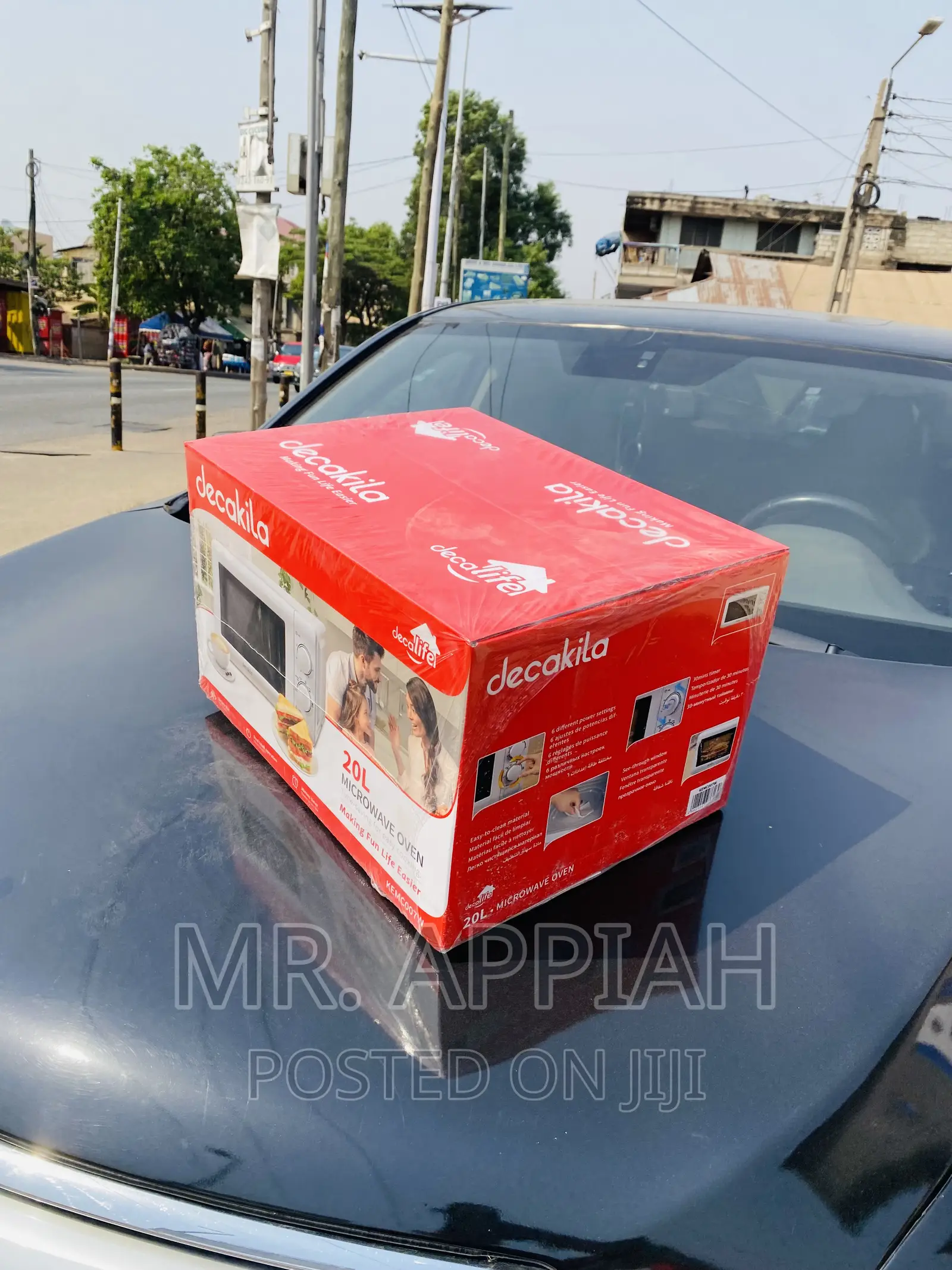 Authentic Decakila Countertop Microwave Oven.