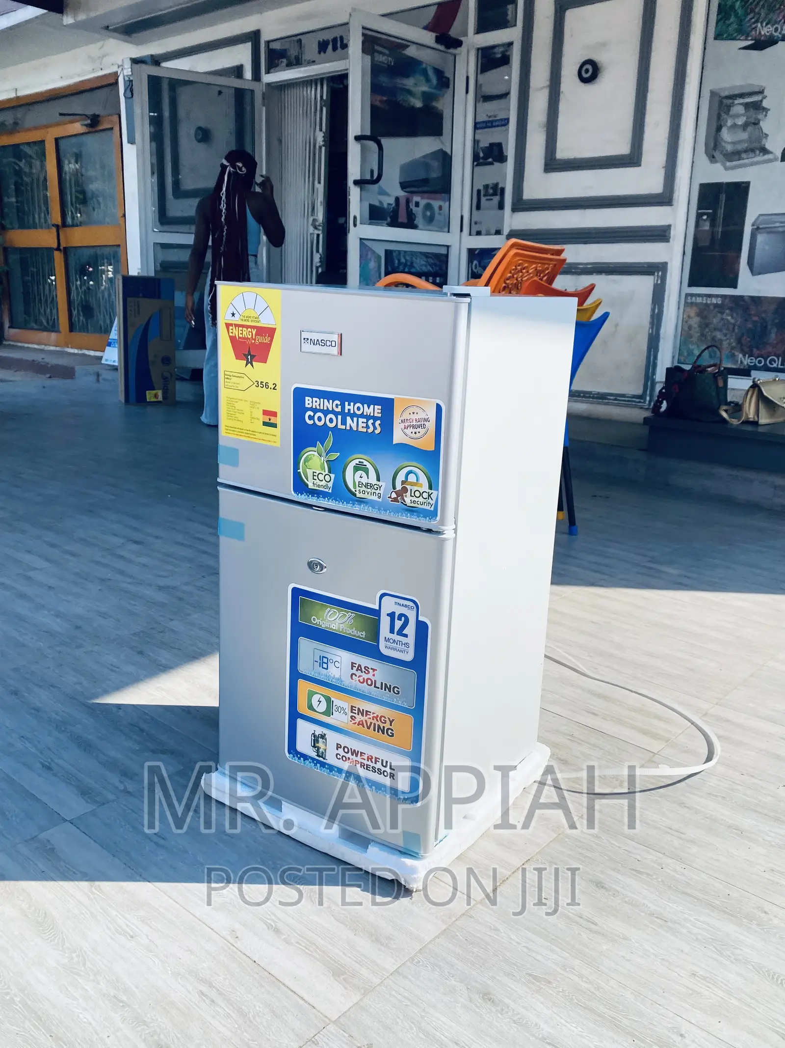 Original Nasco Nasf2-120 2 Door Table Top Fridge + Shelves.