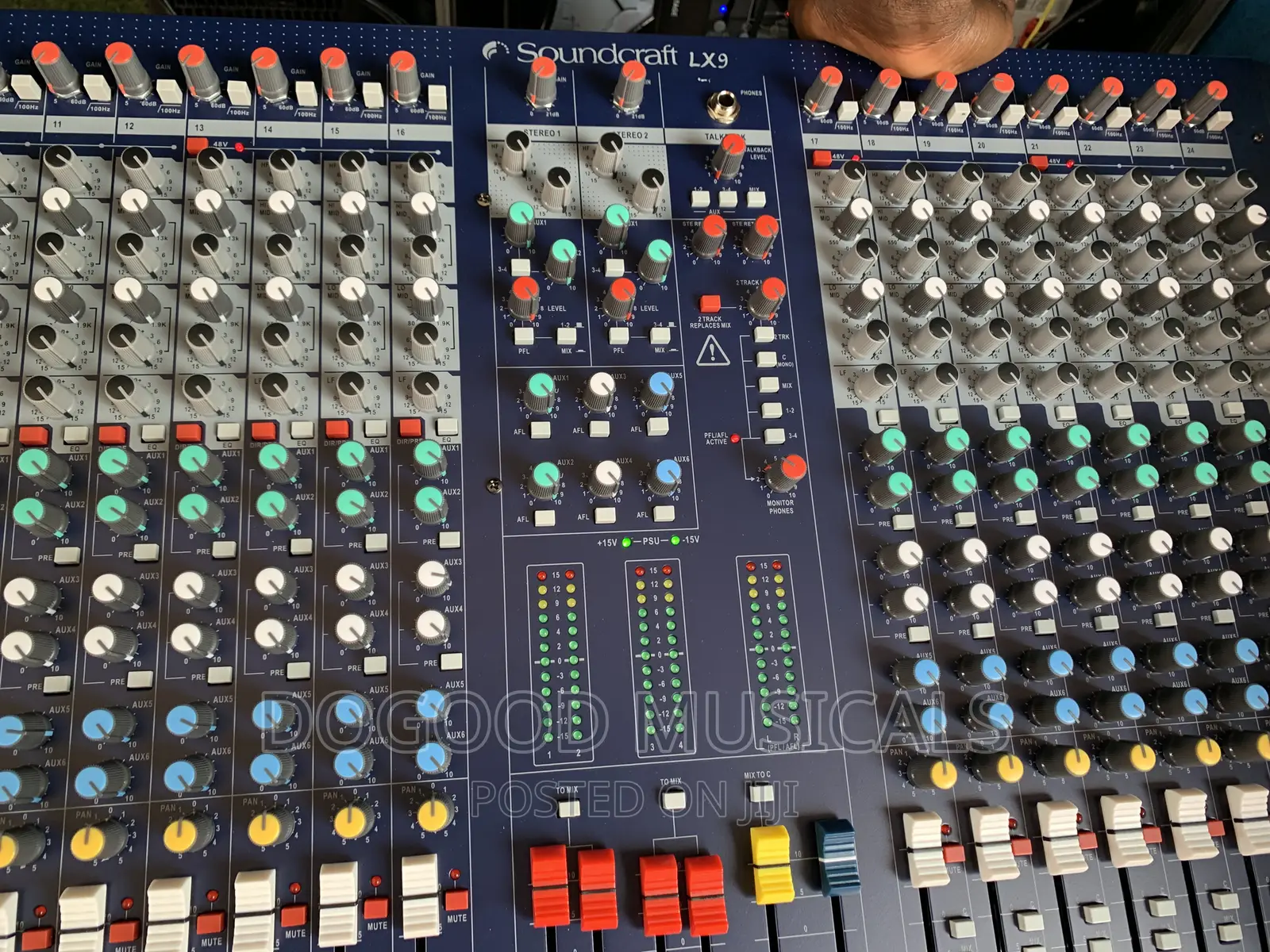 Soundcraft Lx9 24channel Mixer