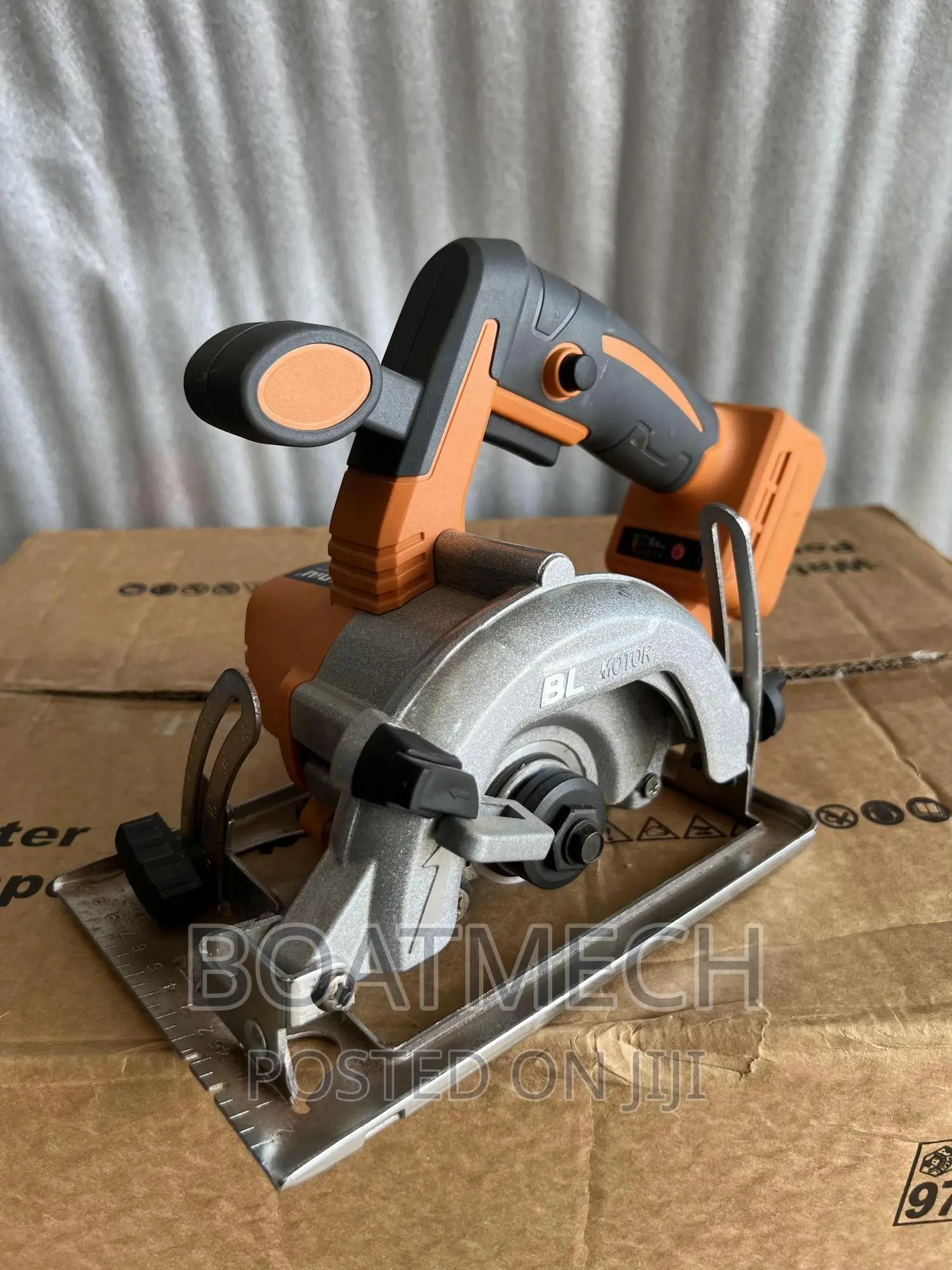 Liniu Cutting Machine