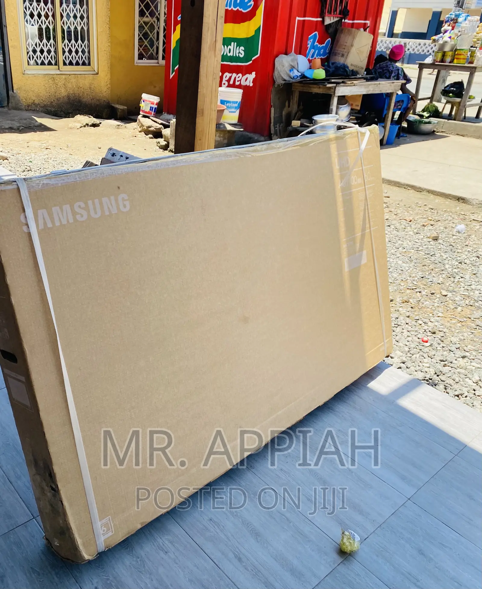 Sleek Design Samsung(Black)60AU7172 60 Inch Crystal Uhd Tv.