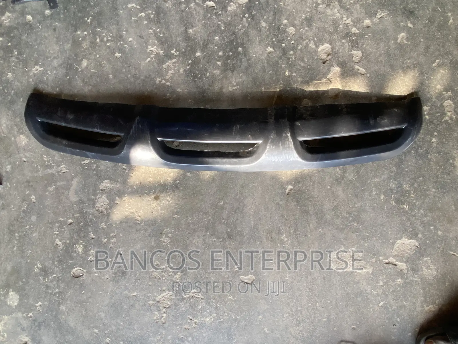 Hyundai Santa Fe 2013/2014 Lower Bumper Moulding