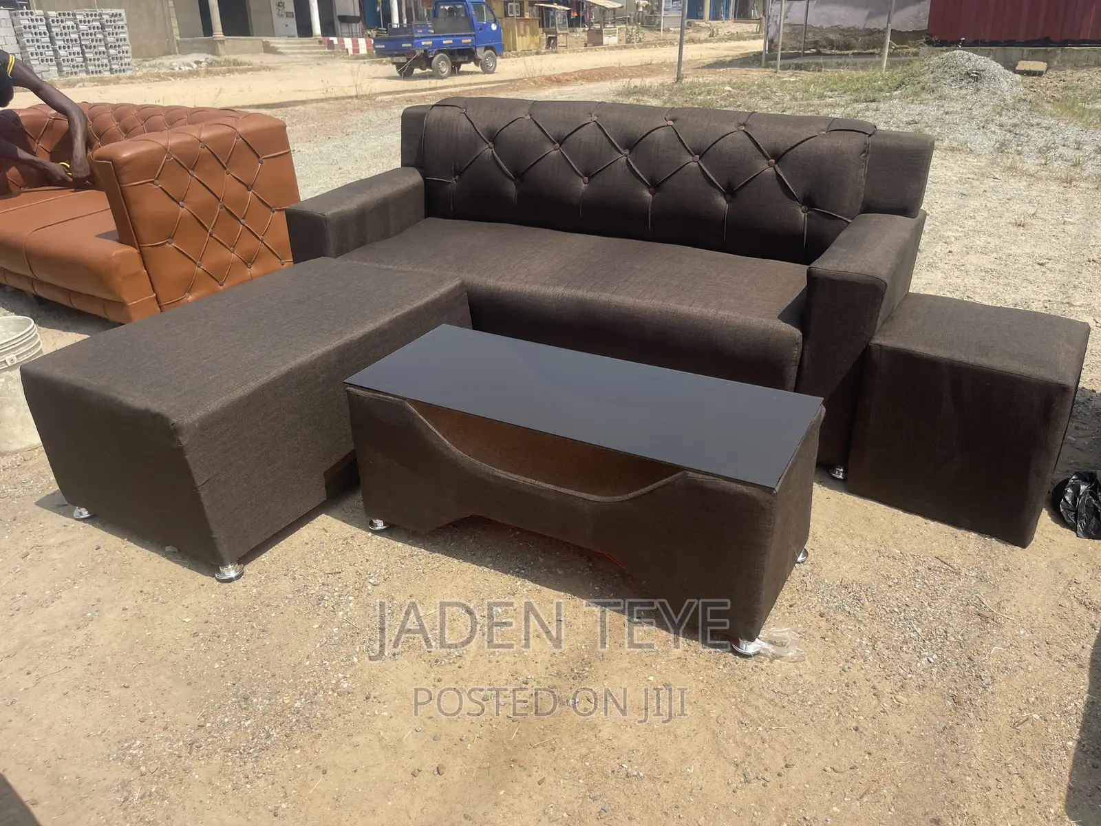 Brow Sofa Set