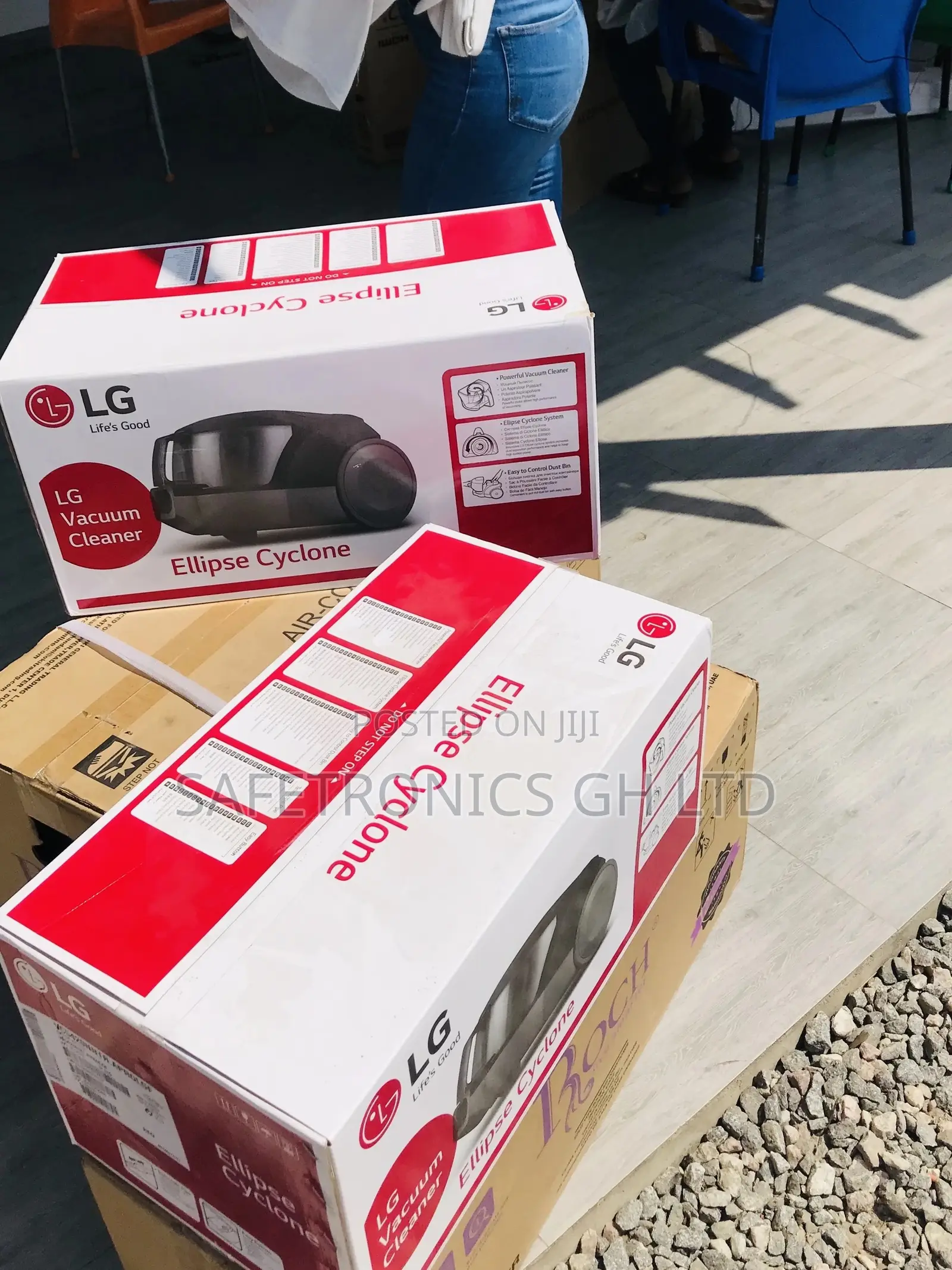 Affordable 20 Liter LG Black/Red Vc5420nntr Vacuum Cleaner