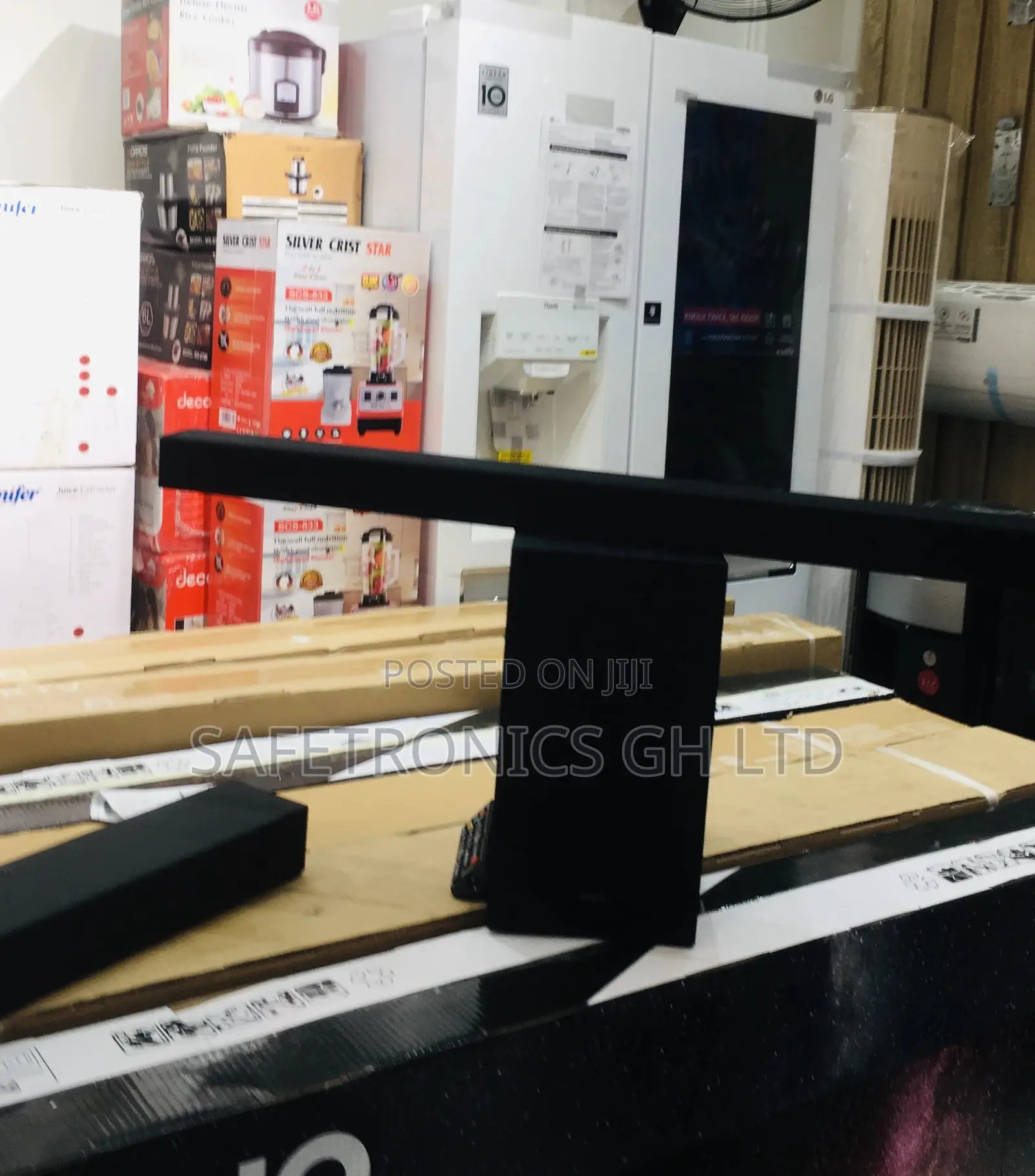 Wireless Bluetooth Samsung Black B550 Electric Soundbar