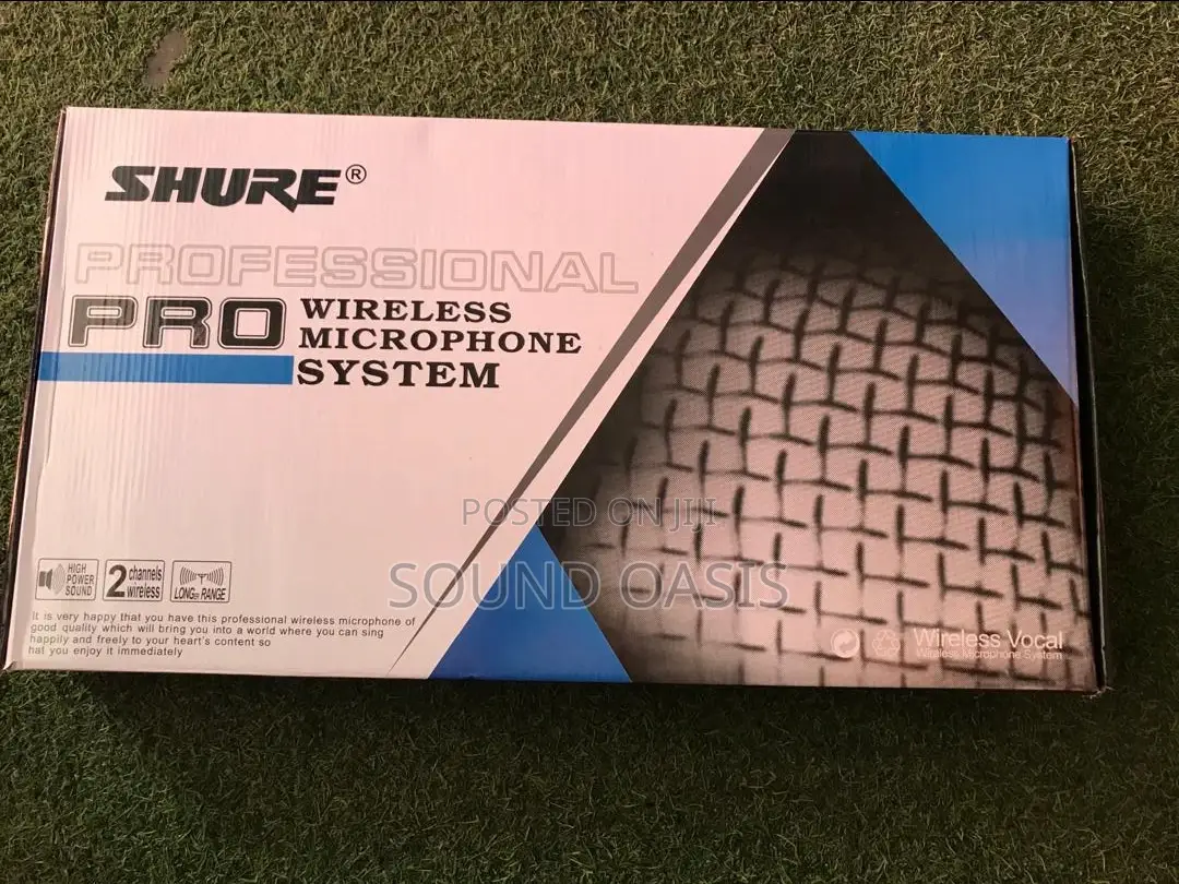 Shure U-7700 Professional 4-in-1 Wireless Microphone System