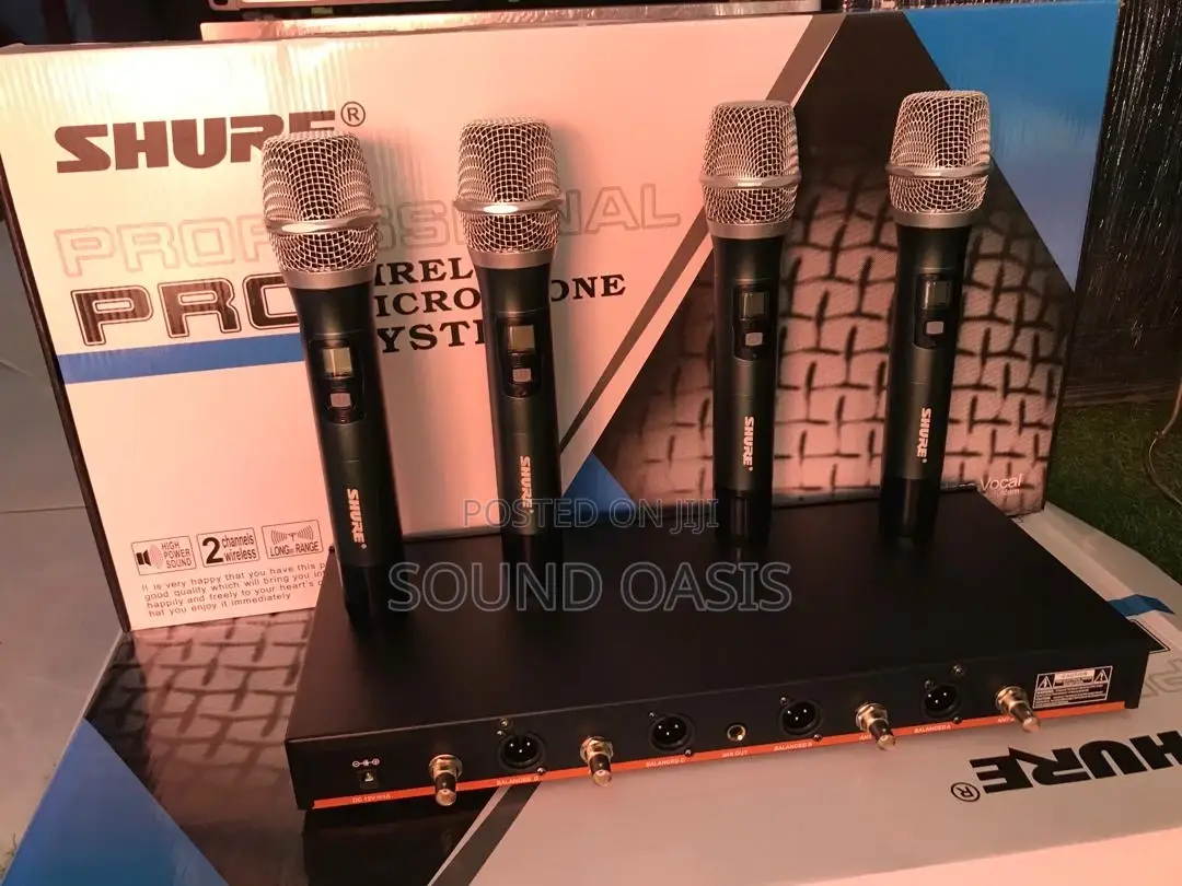 Shure U-7700 Professional 4-in-1 Wireless Microphone System
