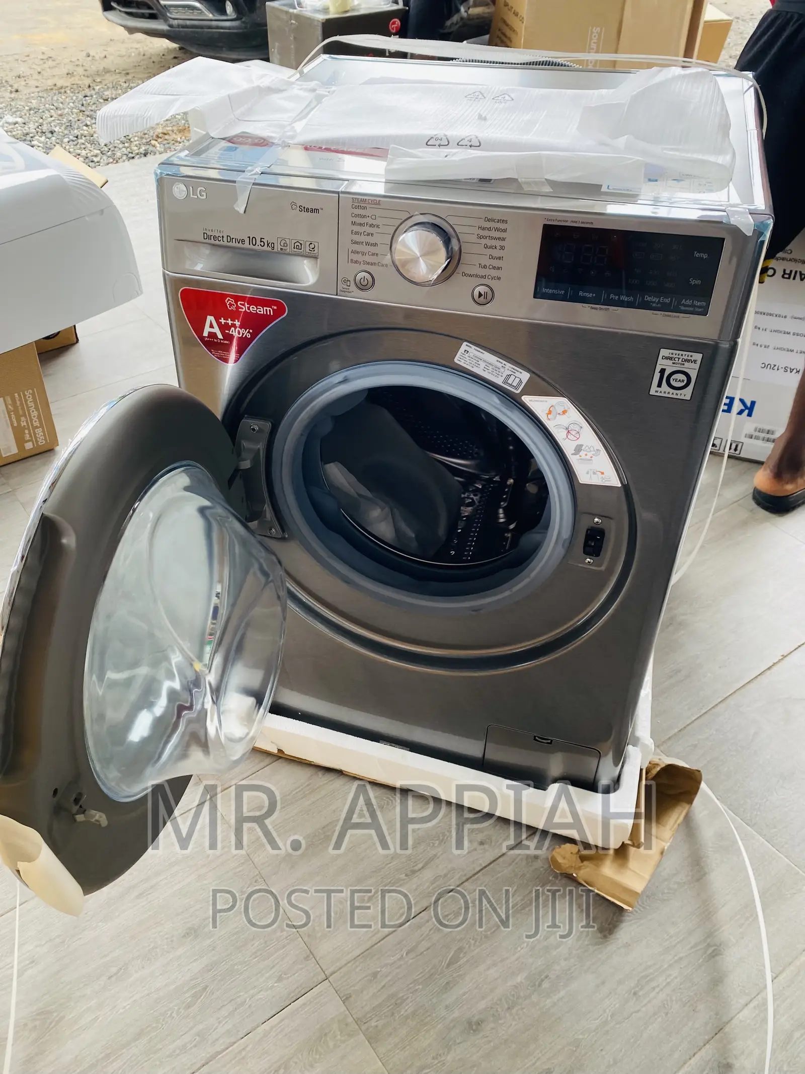 Energy Sufficient LG(F0L9DGP2S)Electric Washing Machine.