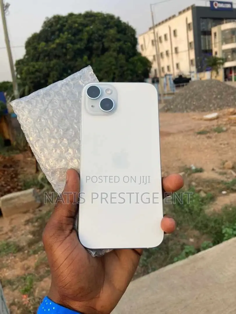 New Apple iPhone 13 256 GB Gold