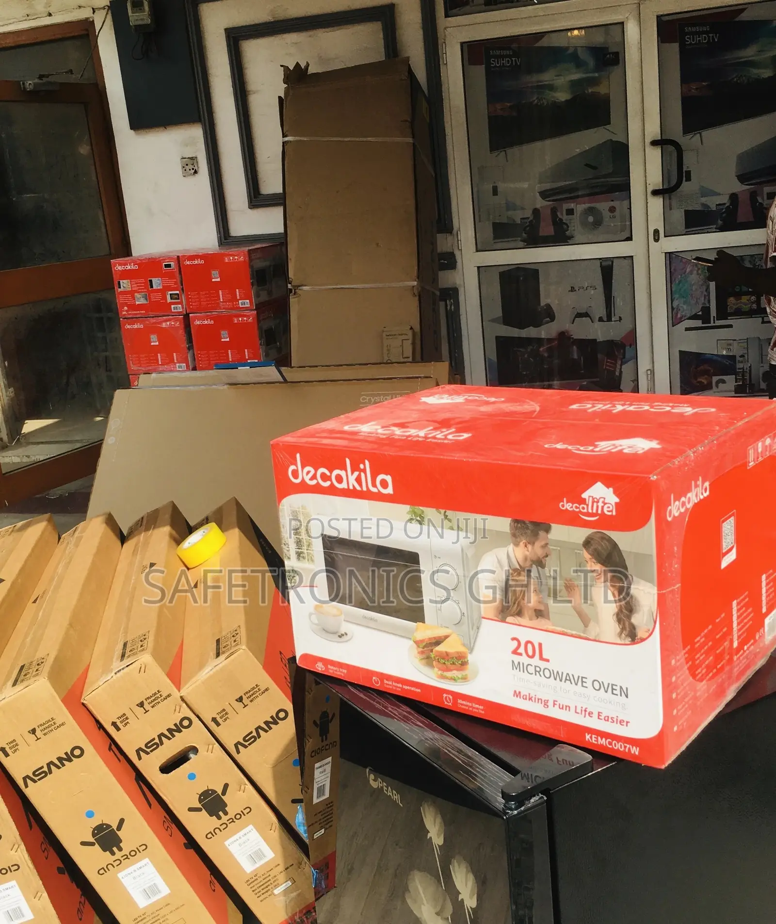 20 Liters Decakila Electric White Countertop Microwave