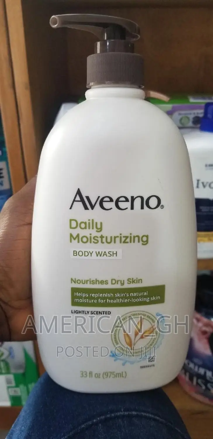 Aveeno Daily Moisturizing Body Wash (975ml)