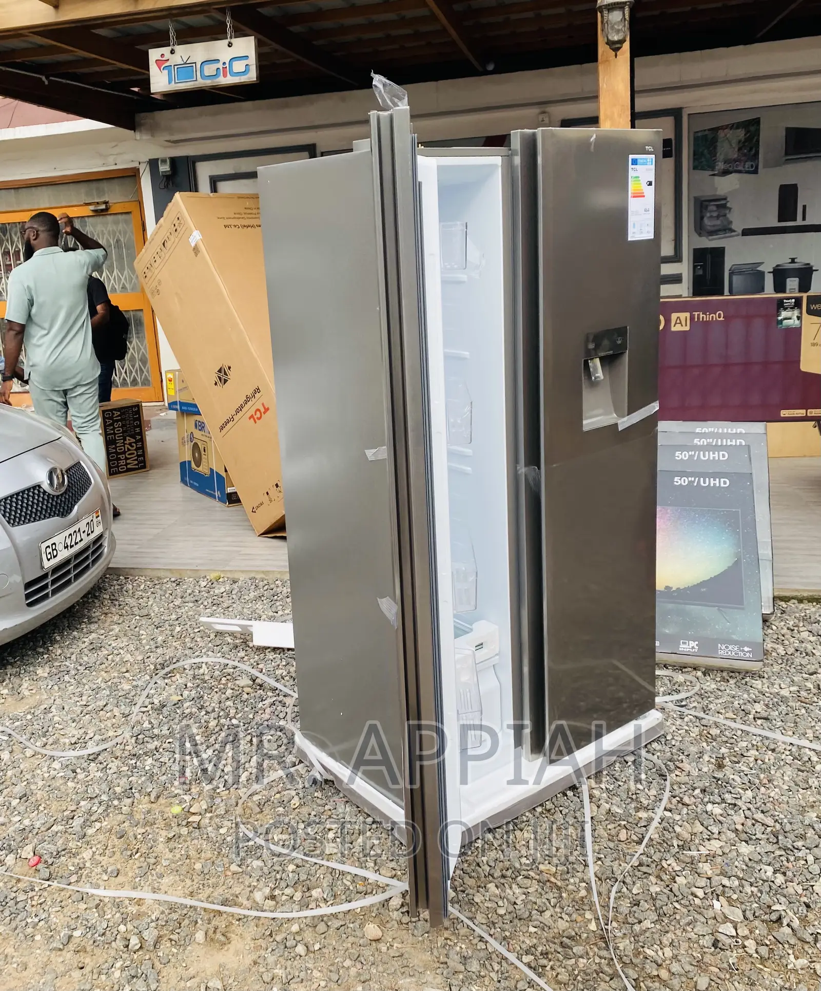 Extremely Cooling TCL P520SBN Side by Side Fridge(Gray).