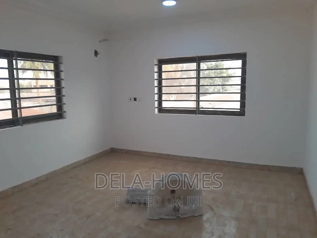2bdrm Apartment in Ars, East Legon for rent