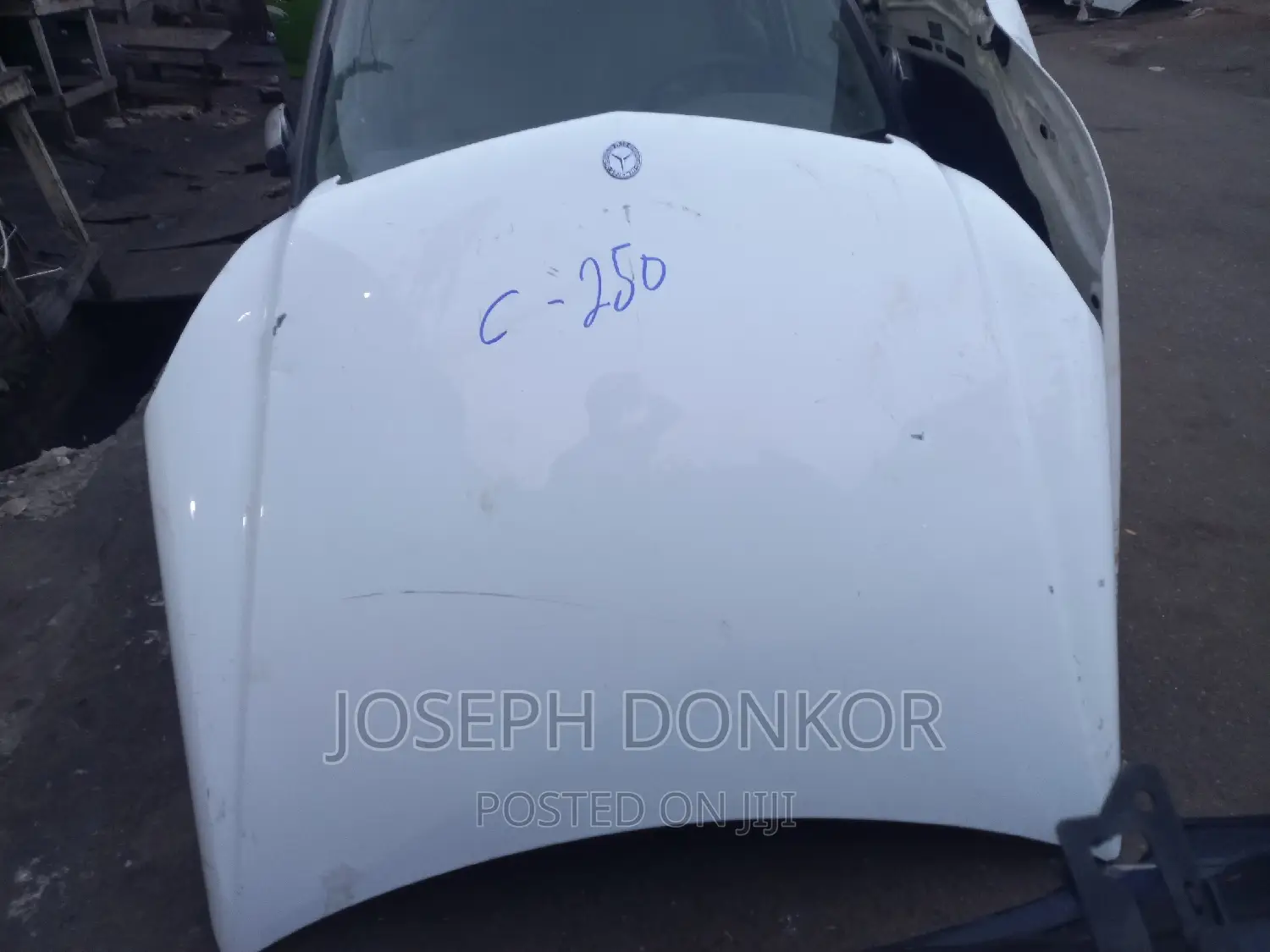 W204 C250 Bonnet