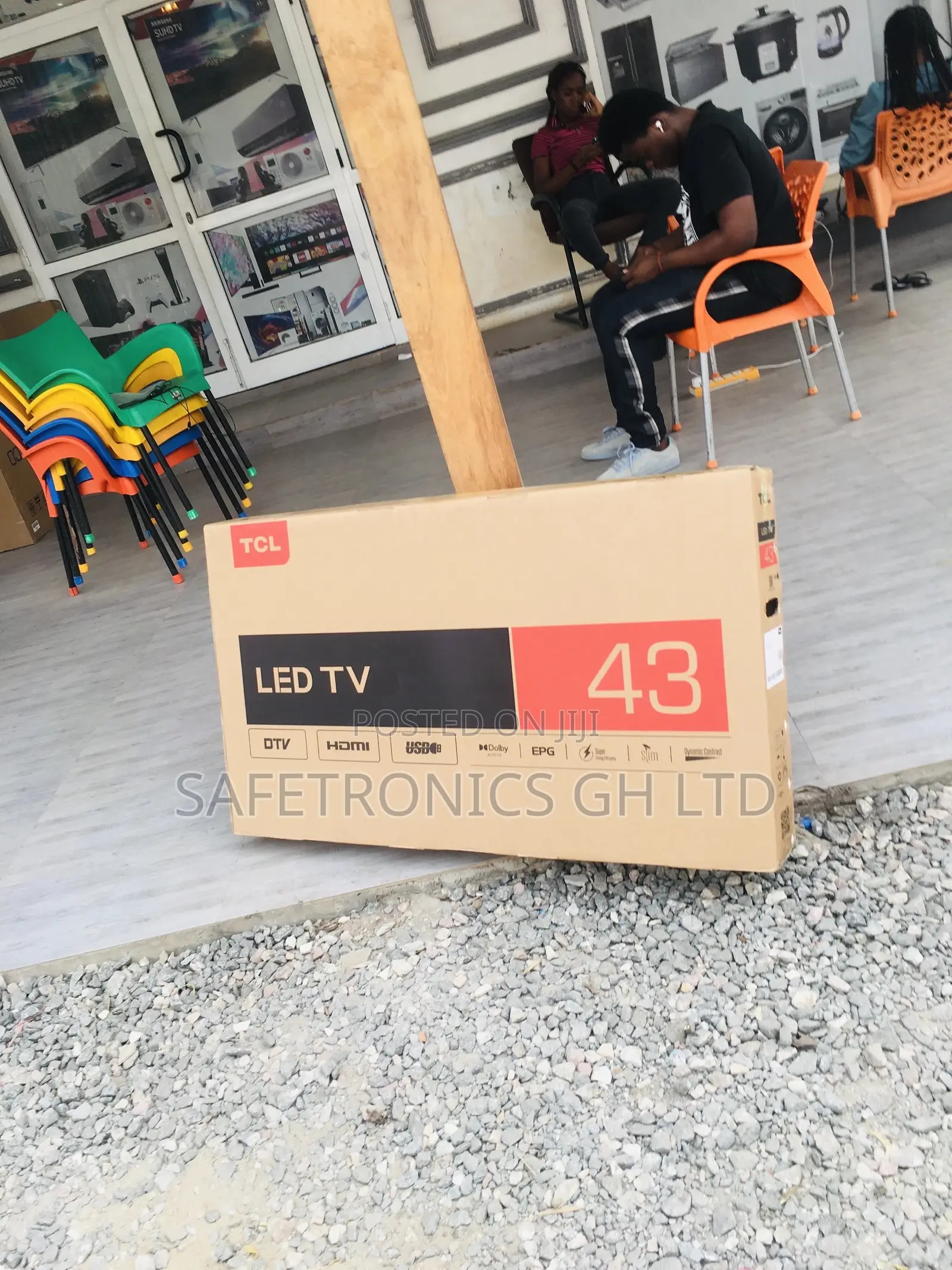 HDR TCL 43 Inches LED Glossy Full HD Black Electric D3200