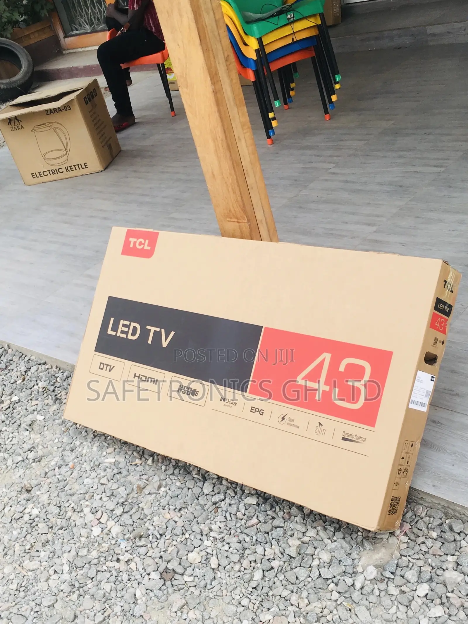Full Hd Black Electric HDR Glossy Black TCL D3200 LED Tv