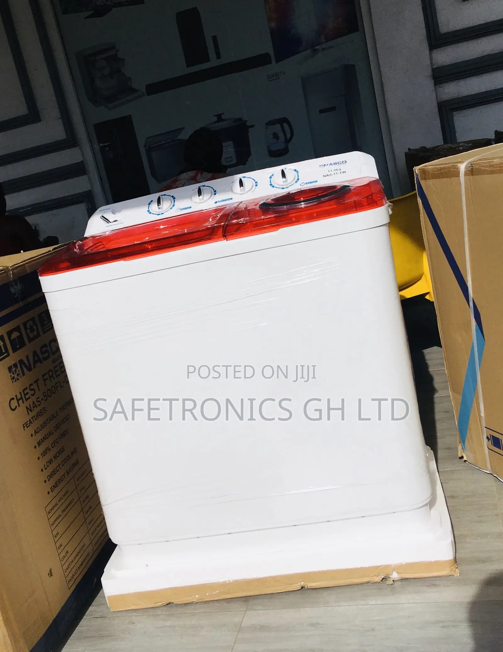 Topload Semiautomatic 11kg White/Red Nasco Washingmachine