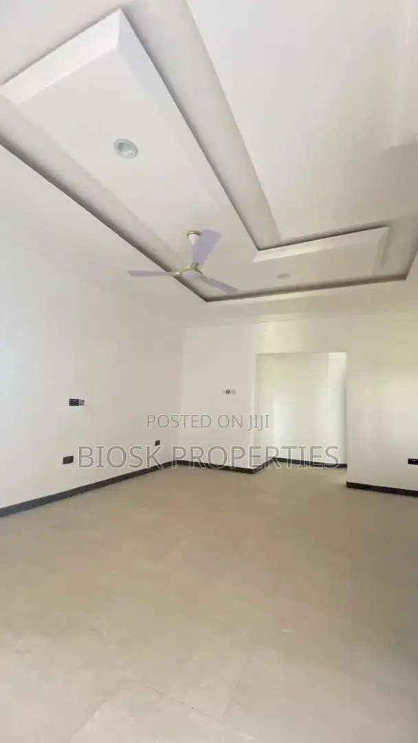 2bdrm Apartment in Billa-Fix Properties, Malejor for rent